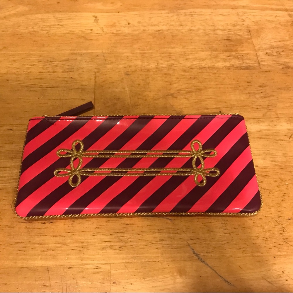 MAC Lipstick or Brush Case